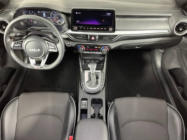 Used 2022 Kia Forte GT-Line w/ GT-Line Premium Package FWD image 9