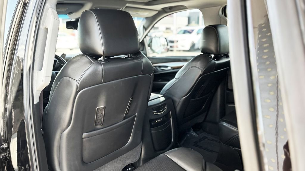 Used 2015 Cadillac Escalade Premium AWD/4WD image 15