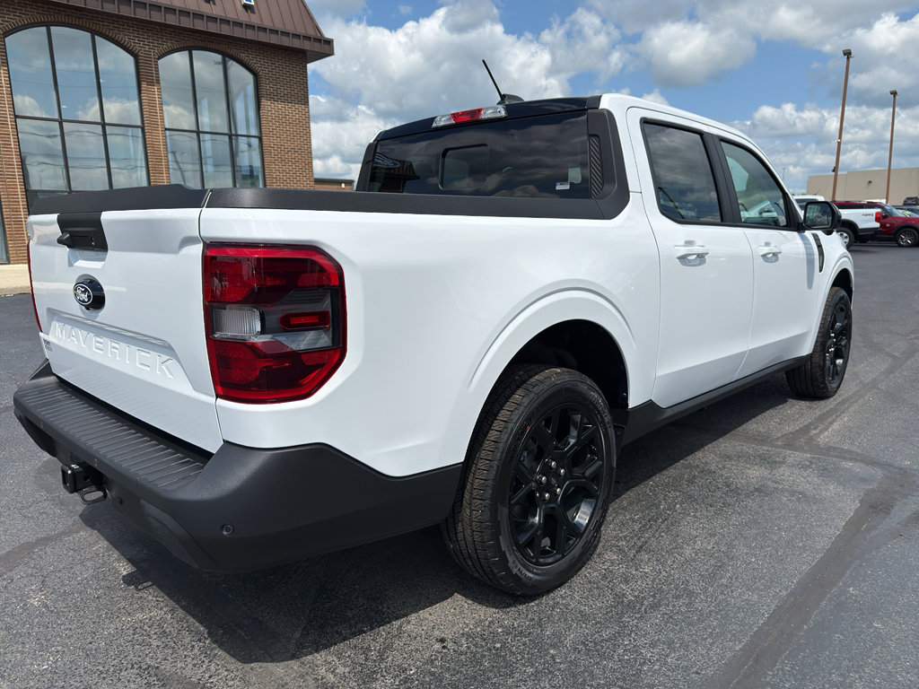 New 2026 Ford Maverick Lariat w/ Black Appearance Package AWD/4WD image 8