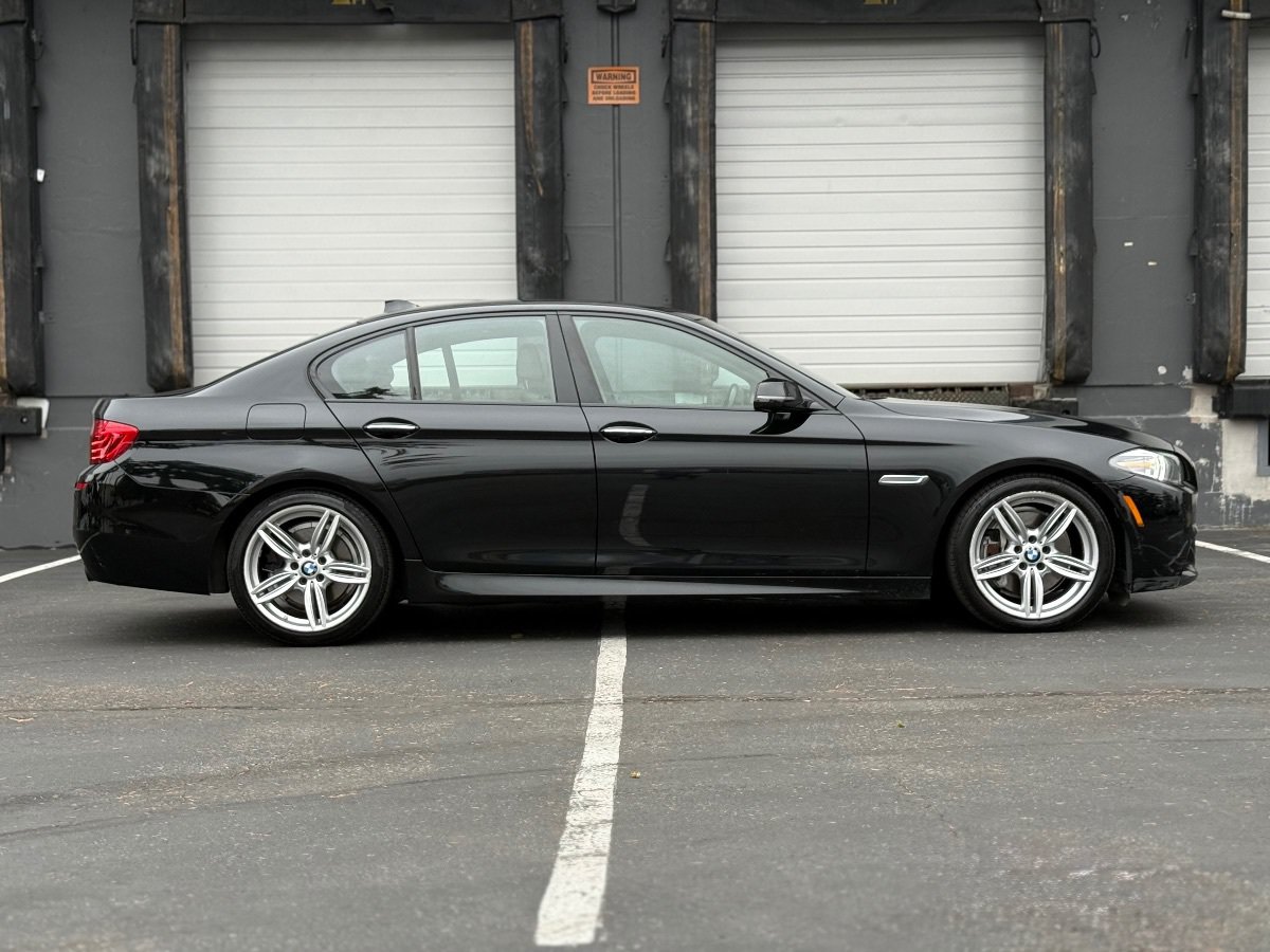 Used 2016 BMW 535i Sedan RWD image 2