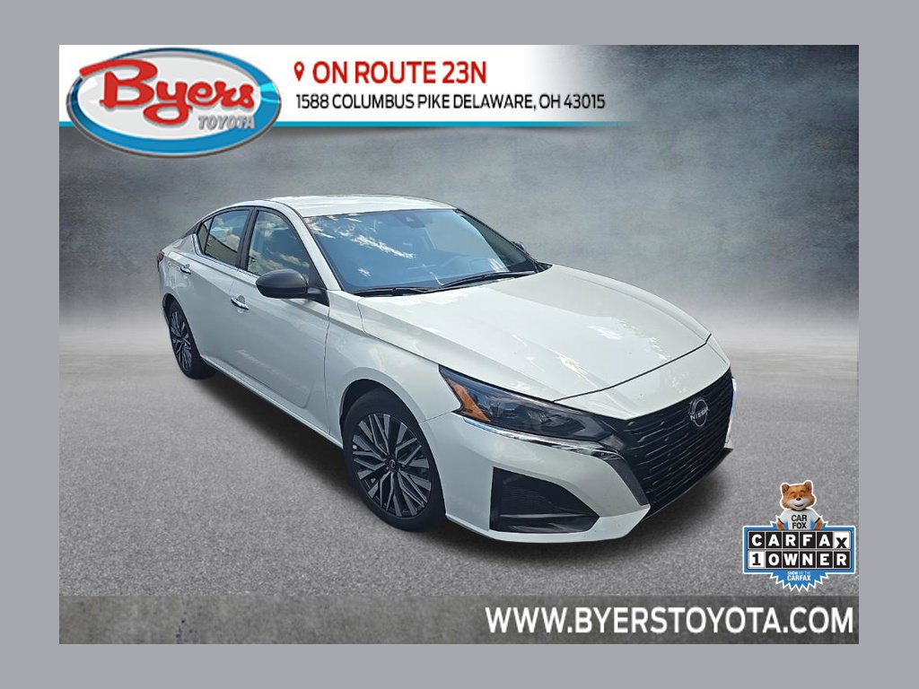 Used 2025 Nissan Altima 2.5 SV FWD image 1