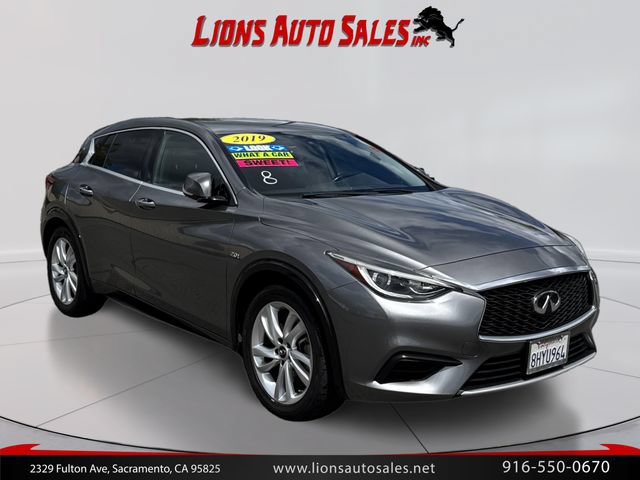 Used 2019 INFINITI QX30 FWD image 3