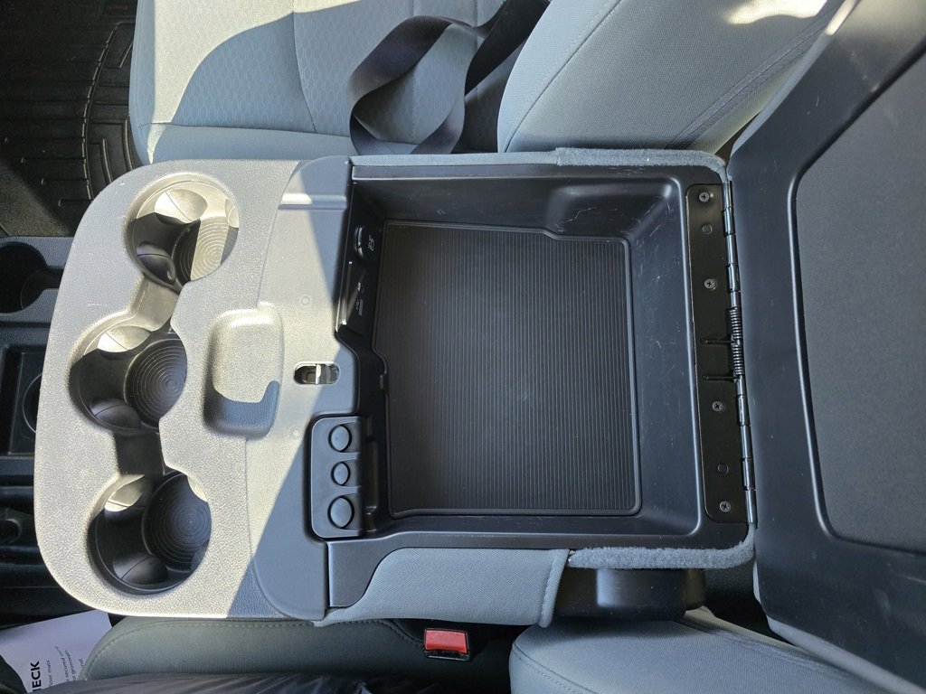 Used 2017 RAM 2500 Tradesman w/ Chrome Appearance Group image 23