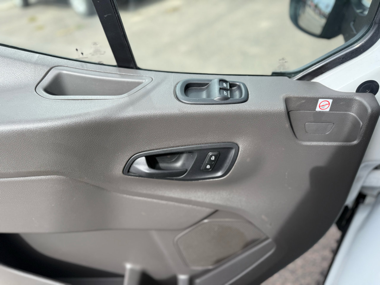 Used 2020 Ford Transit 250 Low Roof AWD image 13