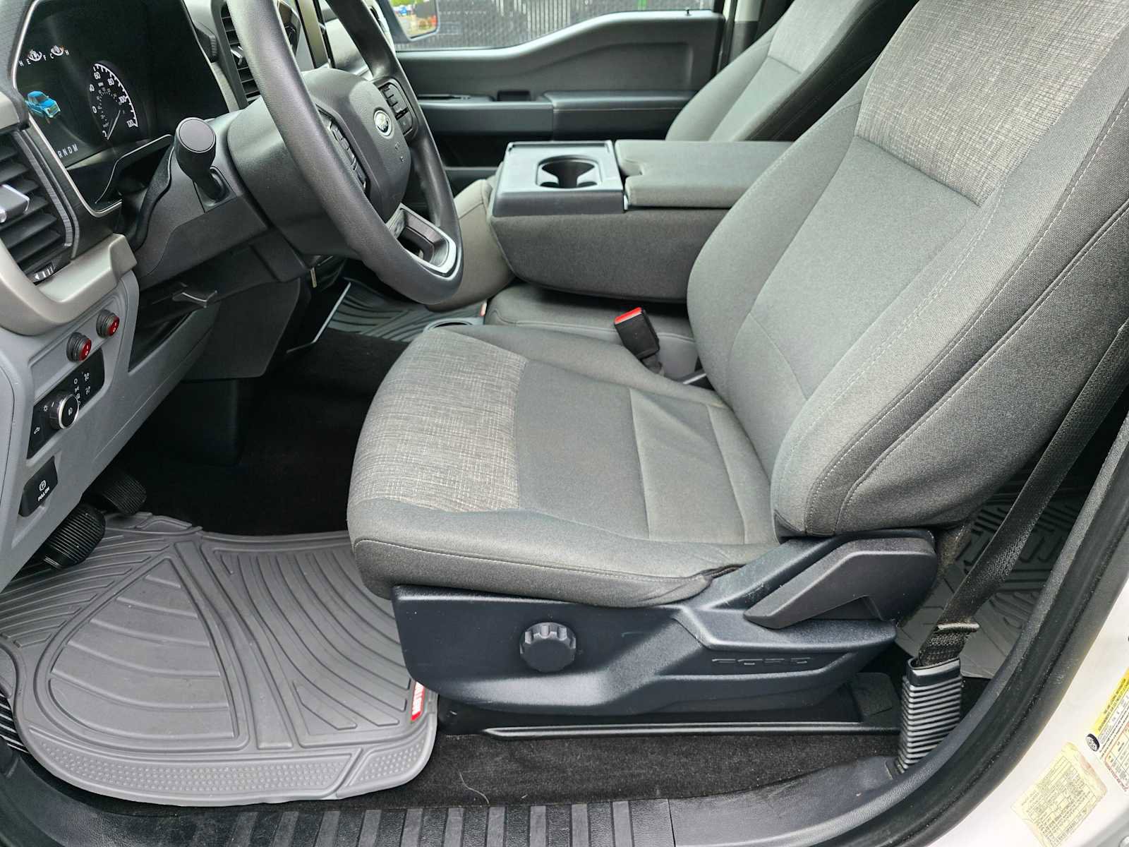 Used 2021 Ford F150 XLT w/ Trailer Tow Package image 23