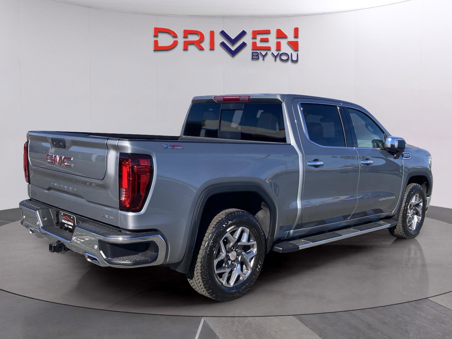 New 2026 GMC Sierra 1500 SLT w/ SLT Premium Plus Package image 6