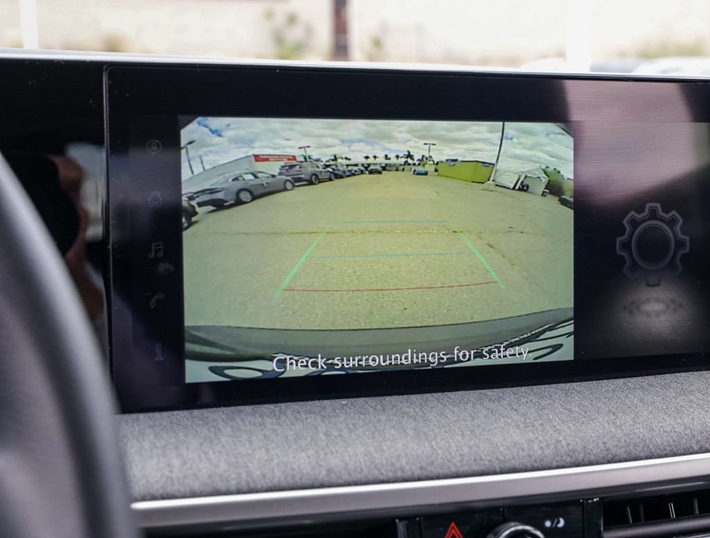 Used 2025 Nissan Kicks SV FWD image 27