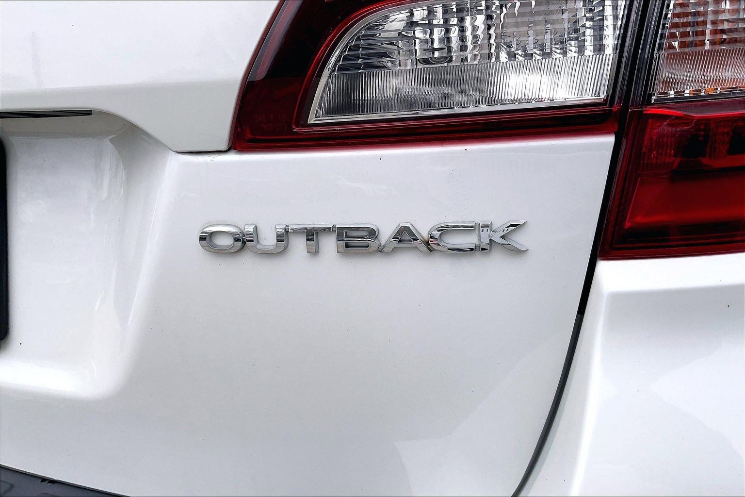 Used 2018 Subaru Outback 2.5i Premium image 27