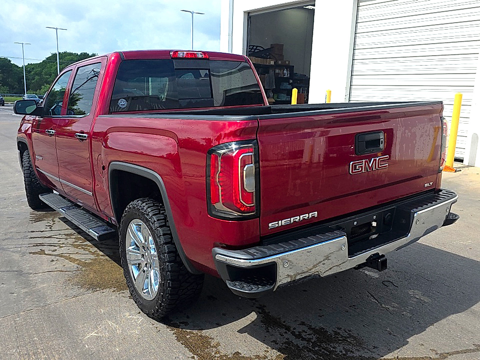 Used 2018 GMC Sierra 1500 SLT AWD/4WD image 6