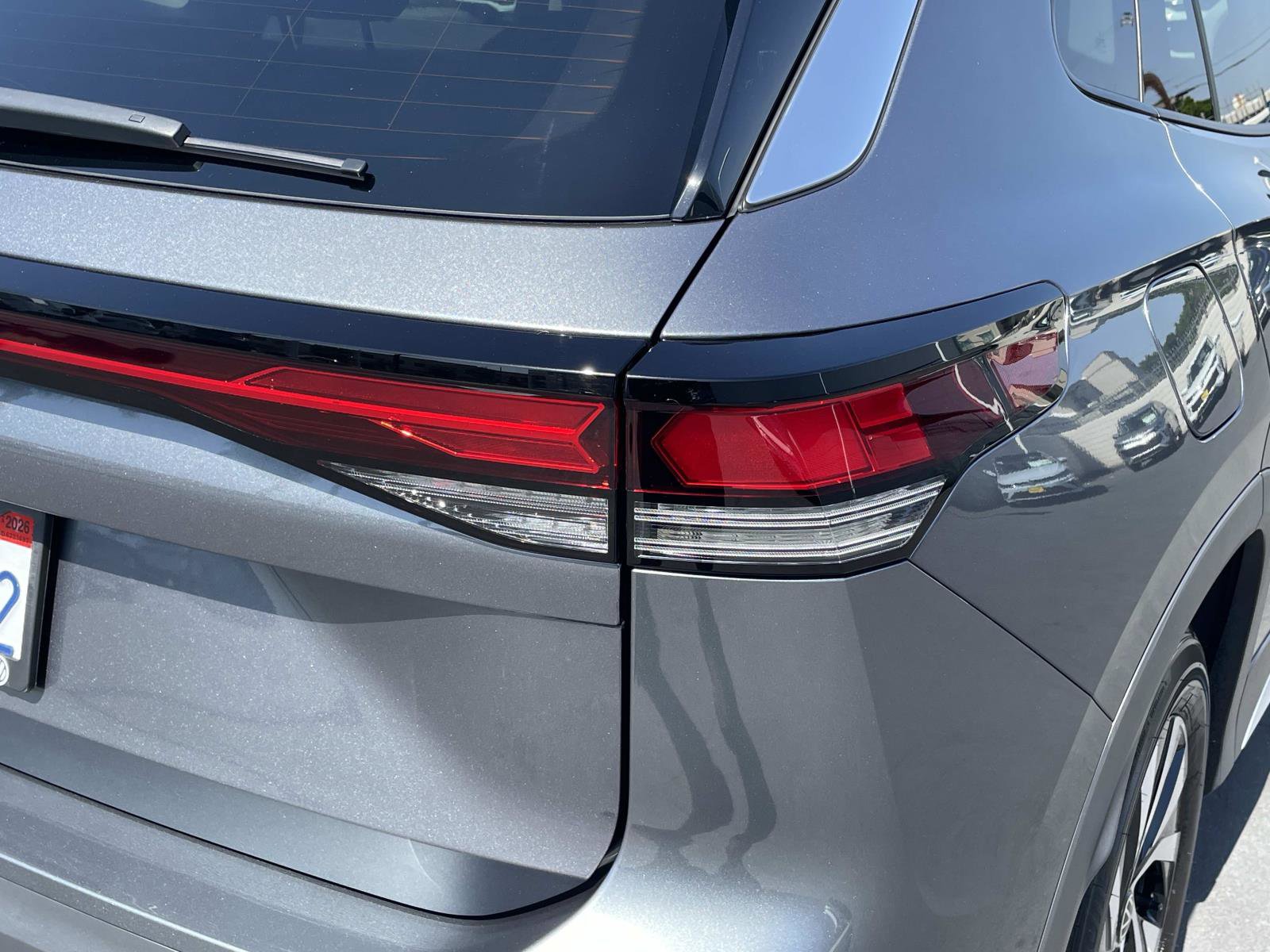 Certified 2025 Volkswagen Tiguan S FWD image 27