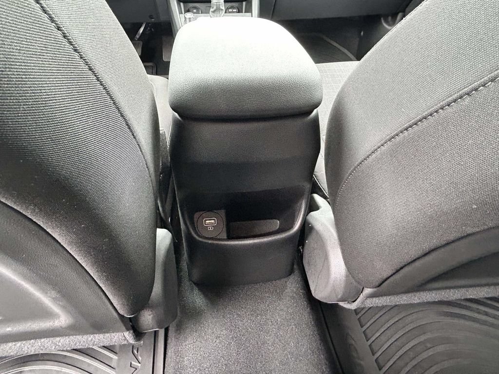 Used 2023 Hyundai Kona SEL w/ Cargo Package FWD image 10