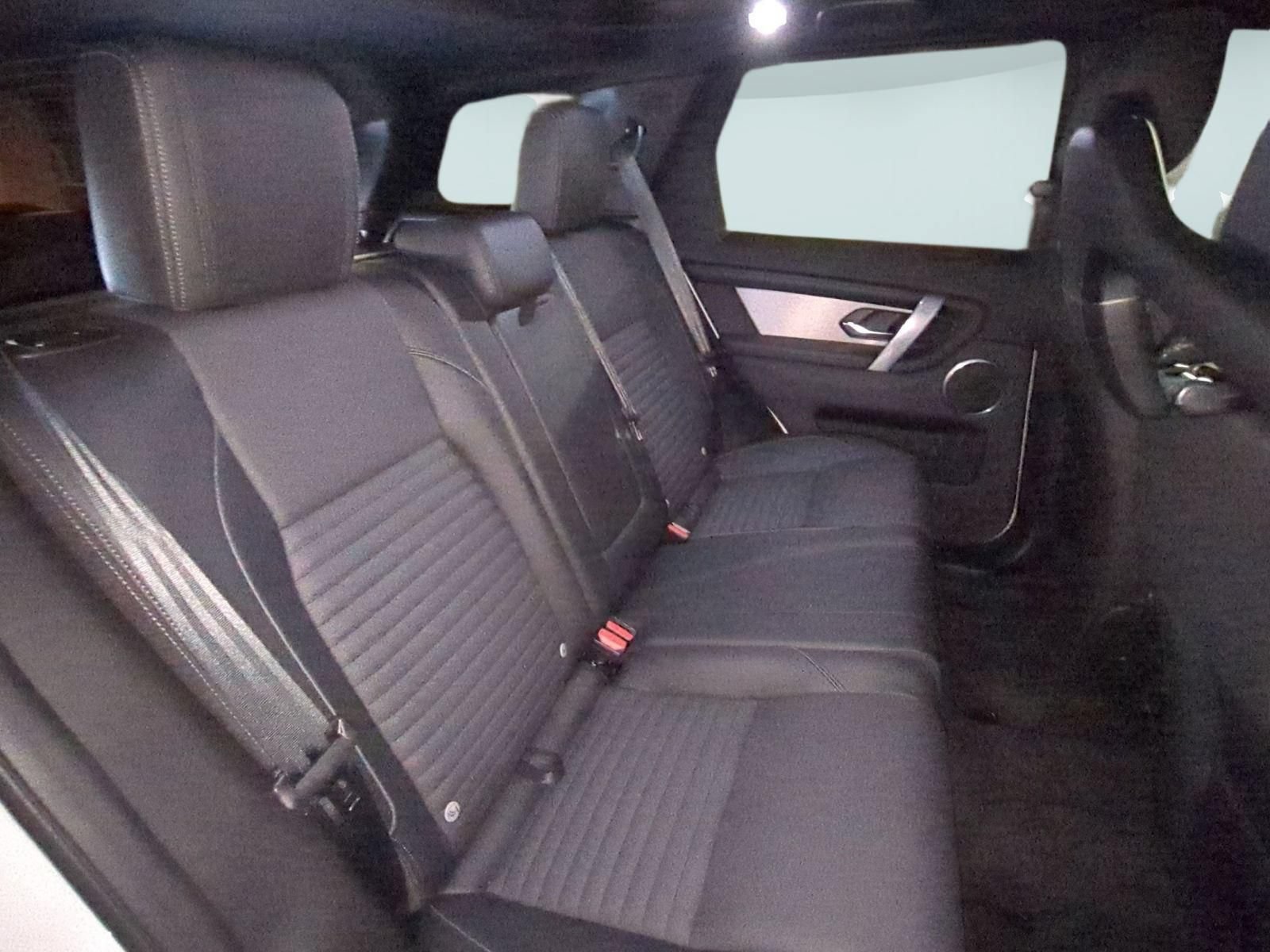 New 2026 Land Rover Discovery Sport Landmark AWD/4WD image 29