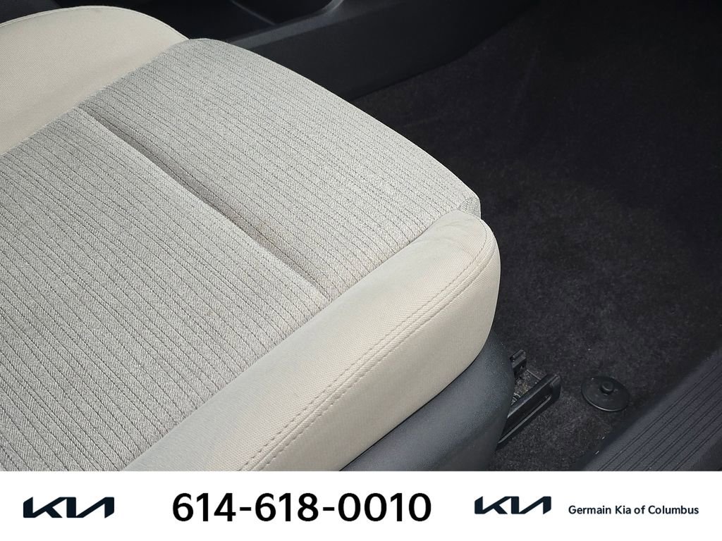 Used 2023 Nissan Rogue SV AWD/4WD image 25