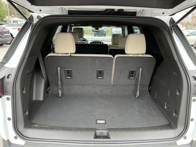 Used 2024 Chevrolet Traverse LS w/ Safety Package image 21