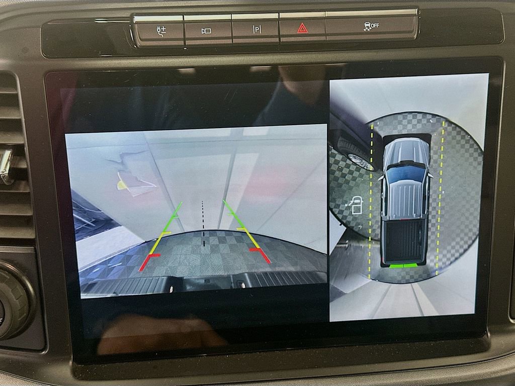 Used 2022 Ford F150 Limited image 14