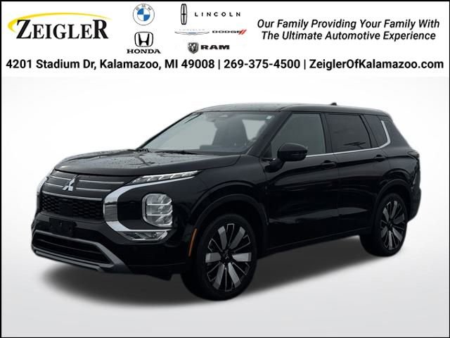 Used 2025 Mitsubishi Outlander Trail Edition