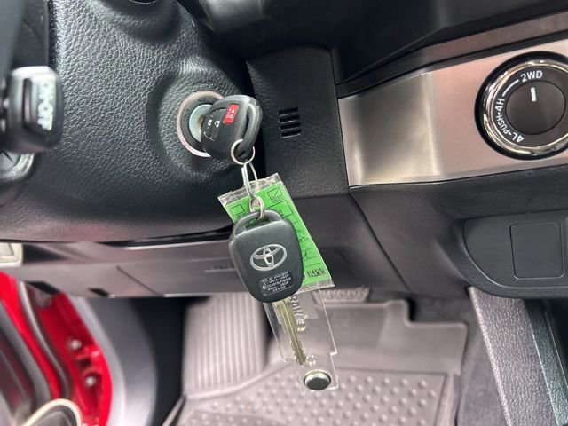 Used 2023 Toyota Tacoma SR AWD/4WD image 27