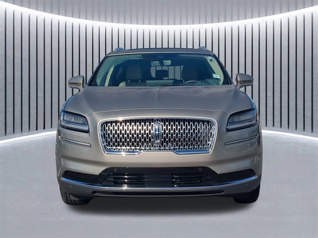 Used 2023 Lincoln Nautilus Reserve w/ Equipment Group 201A image 10