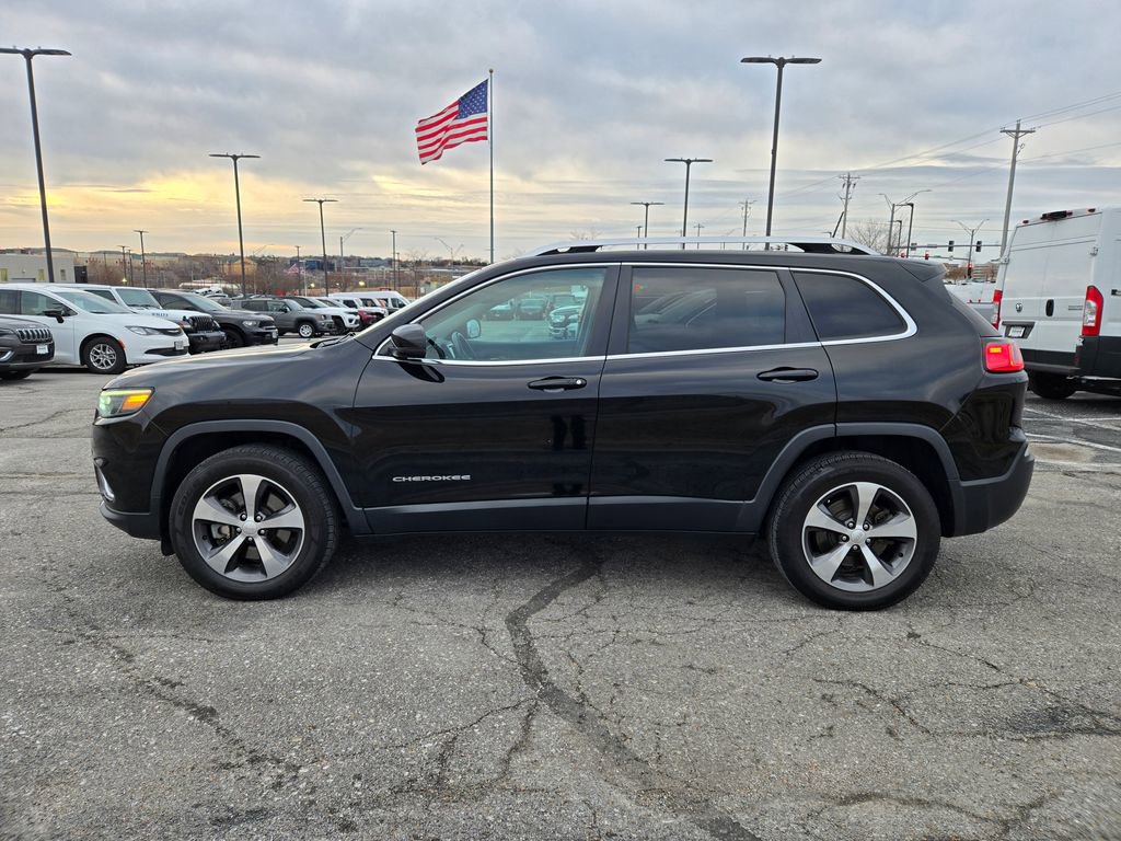 Used 2020 Jeep Cherokee Limited image 7