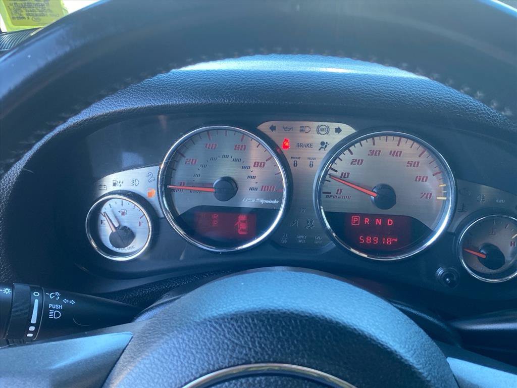 Used 2018 Jeep Wrangler Unlimited Rubicon w/ Connectivity Group AWD/4WD image 18