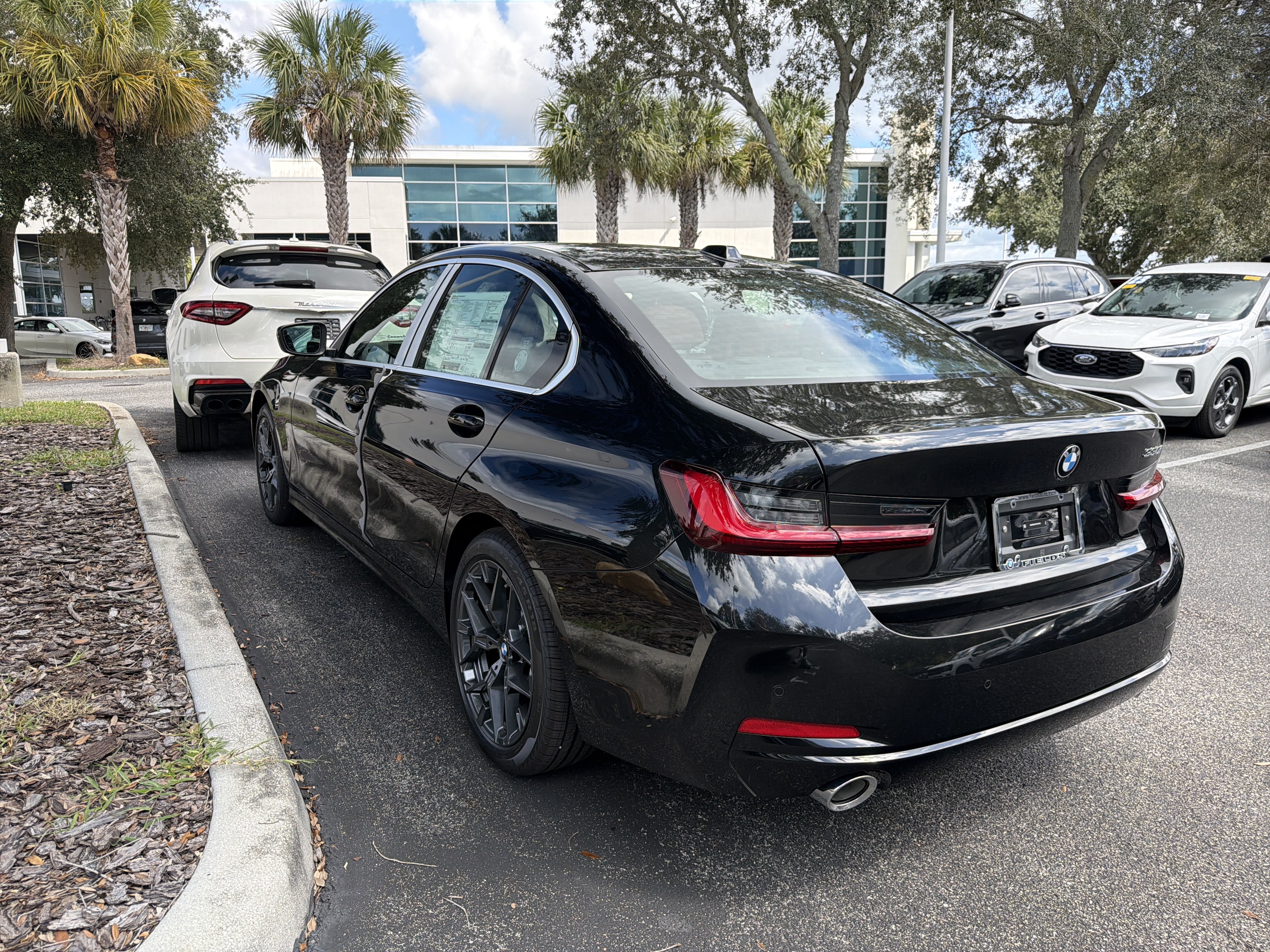 New 2026 BMW 330i Sedan w/ Premium Package RWD image 4