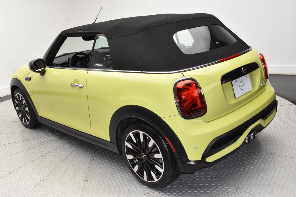 Used 2024 MINI Cooper S FWD image 7