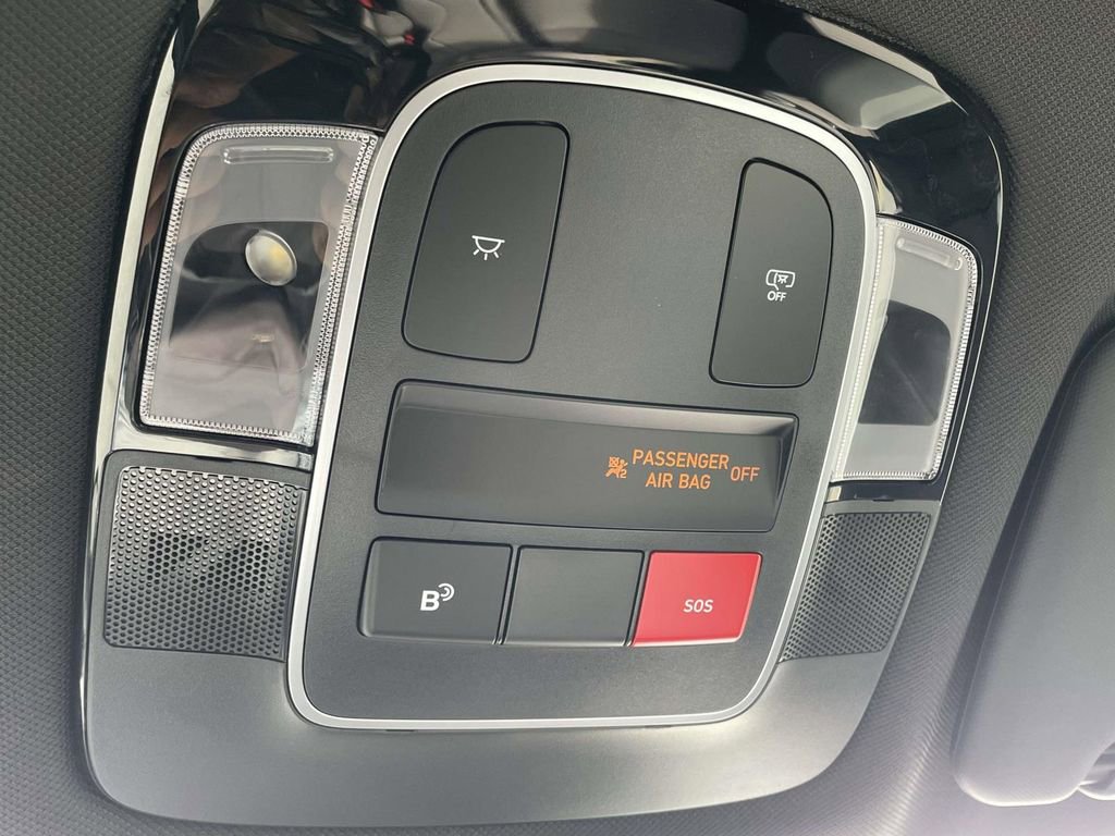 Certified 2025 Hyundai Santa Cruz SEL image 21