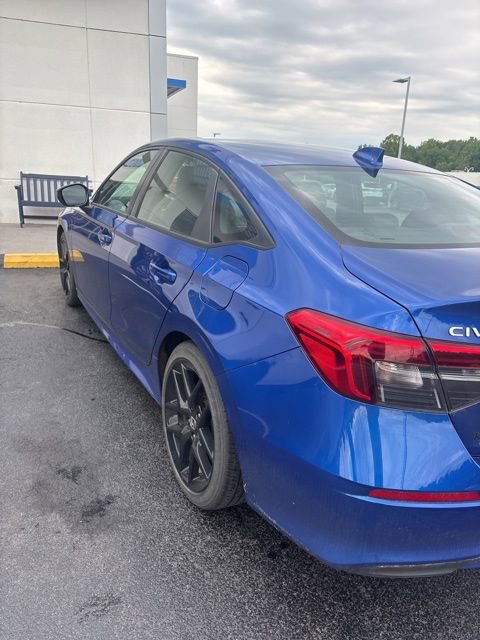 Used 2023 Honda Civic Sport image 37