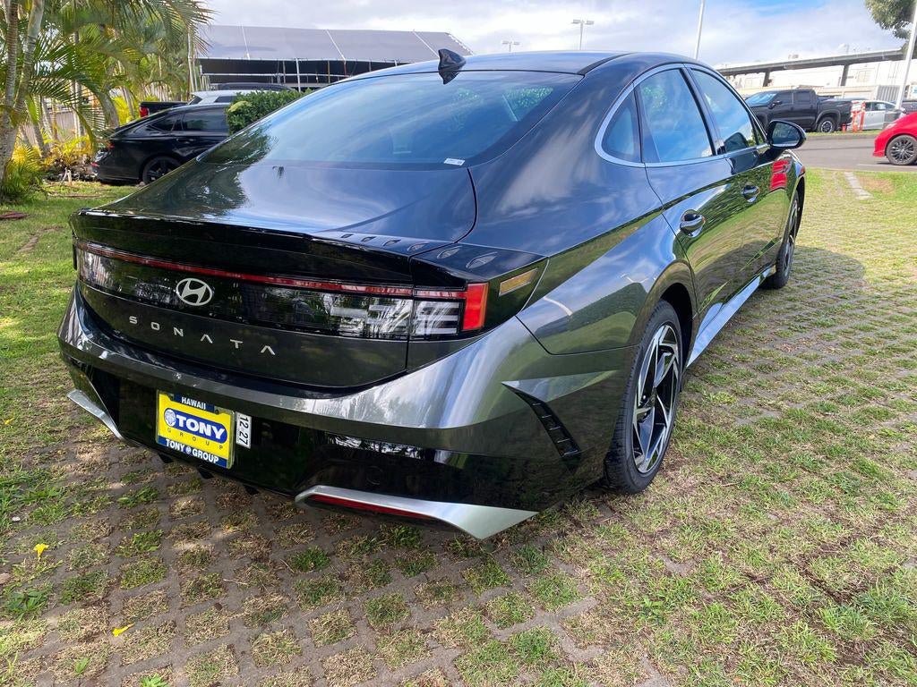 New 2026 Hyundai Sonata SEL FWD image 7