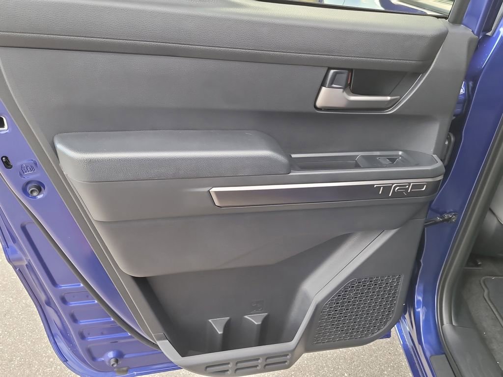 Used 2025 Toyota Tacoma TRD Off-Road image 8