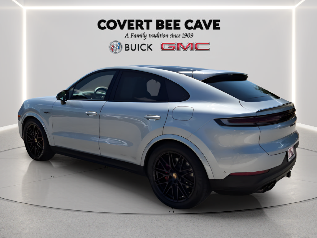 Used 2025 Porsche Cayenne S AWD/4WD image 9