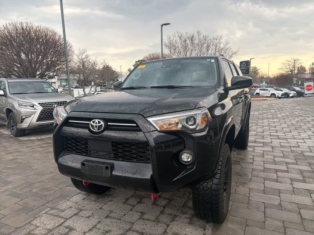 Used 2023 Toyota 4Runner SR5 image 32
