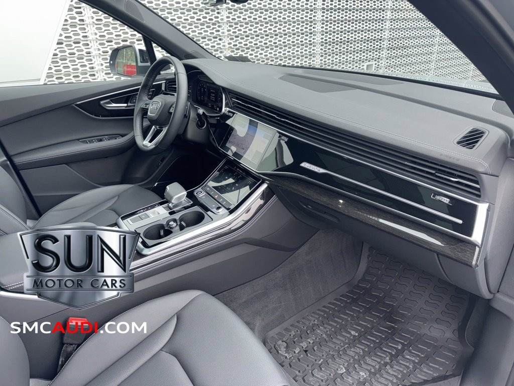 Used 2025 Audi Q7 2.0T Premium Plus w/ Premium Plus Package image 8