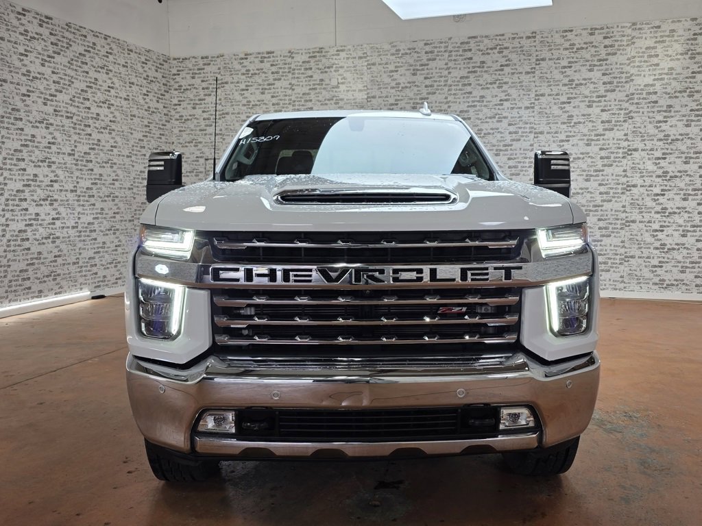Used 2022 Chevrolet Silverado 2500 LTZ w/ LTZ Convenience Package image 3