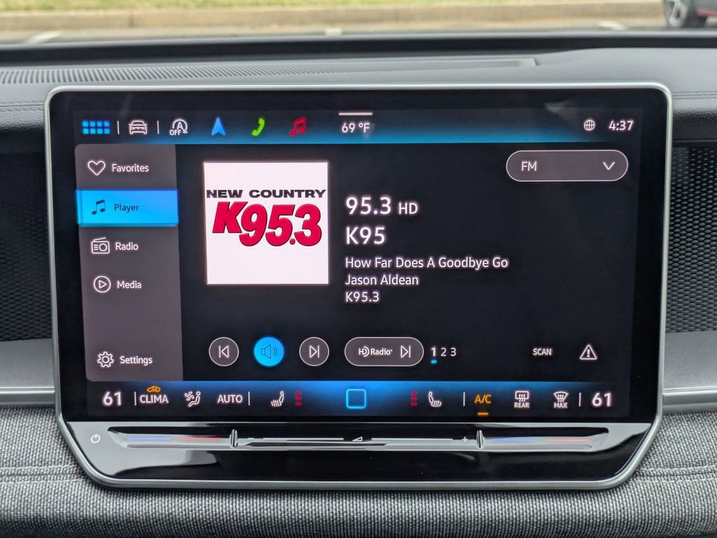 Certified 2025 Volkswagen Tiguan S image 18