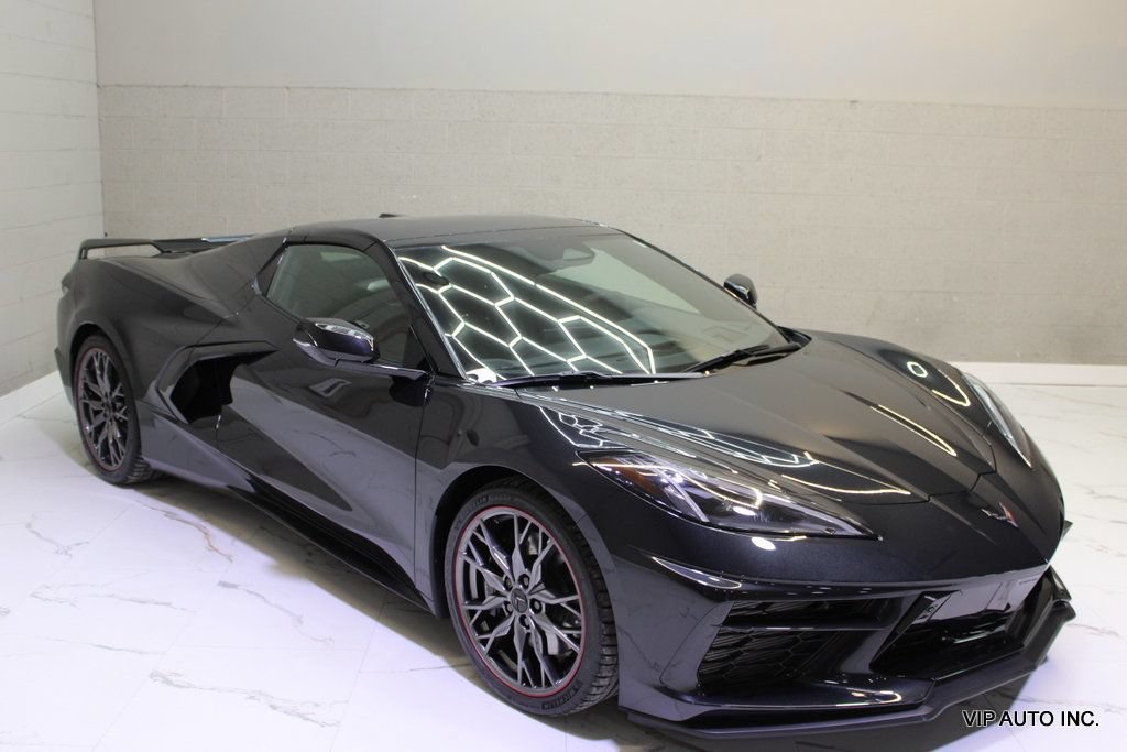 Used 2024 Chevrolet Corvette Stingray Premium Conv w/ Z51 Performance Package RWD image 8