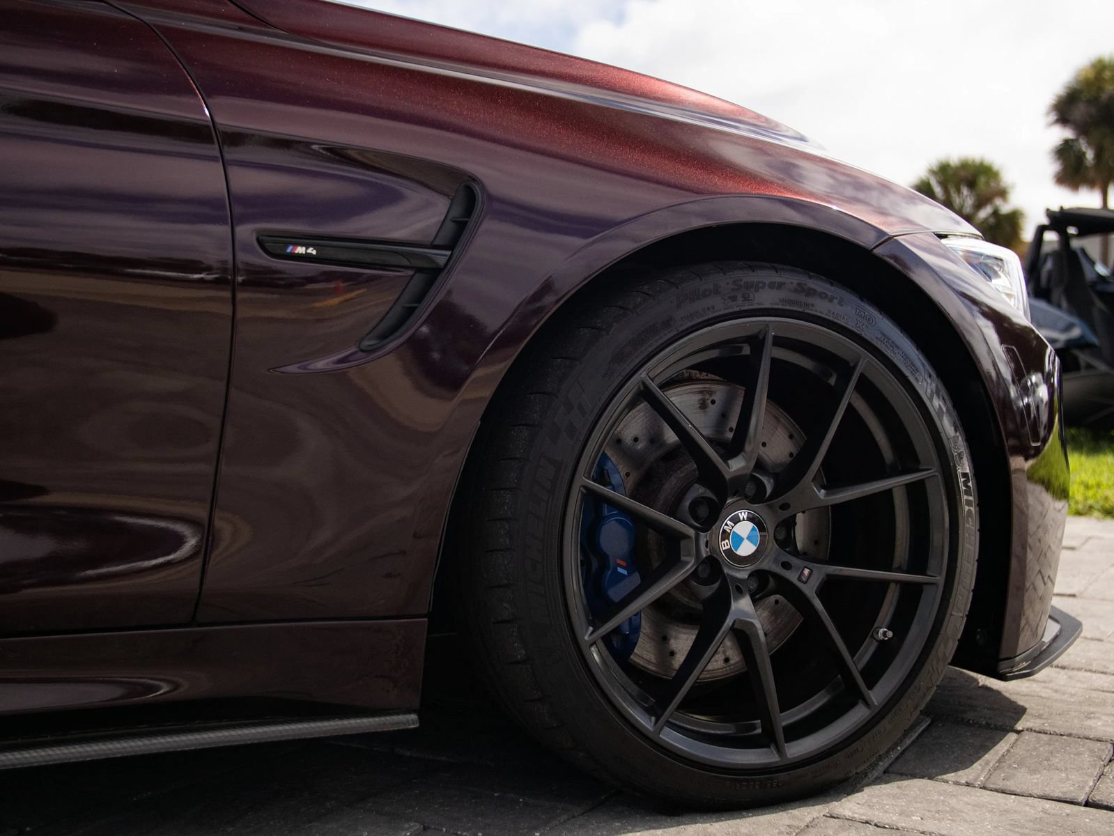 Used 2019 BMW M4 CS RWD image 21