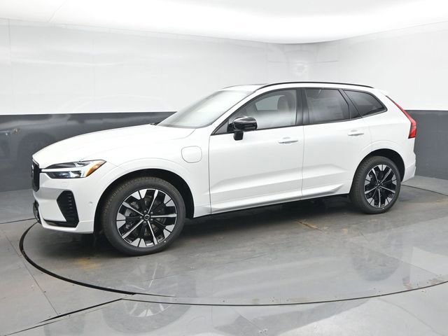 New 2026 Volvo XC60 T8 Plus w/ Protection Package Premier image 4