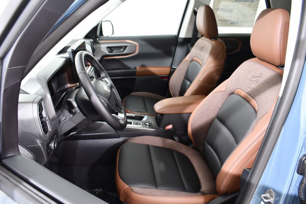 New 2025 Ford Bronco Sport Outer Banks w/ Outer Banks Tech Package+ AWD/4WD image 6