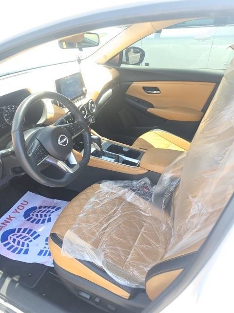 Certified 2024 Nissan Sentra SV w/ SV Premium Package FWD image 8