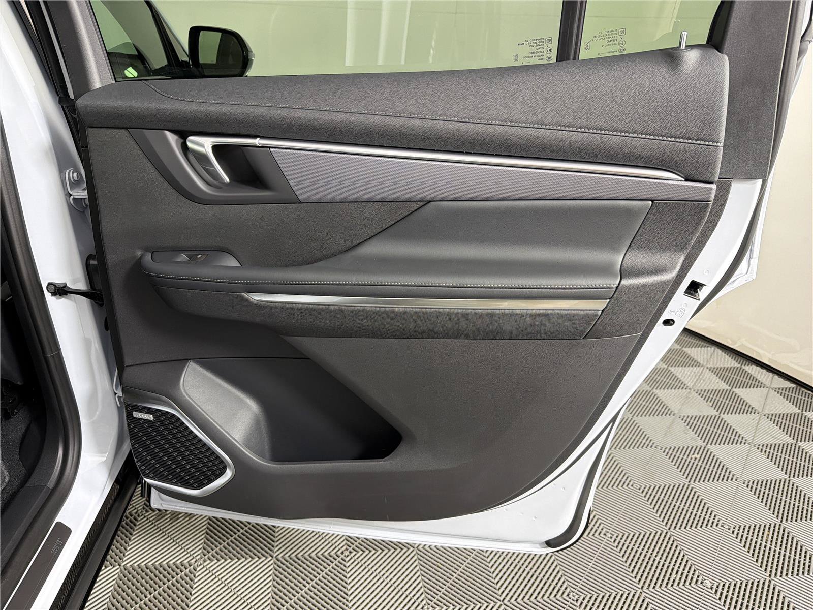 New 2026 Buick Enclave Sport Touring w/ Power Package FWD image 14