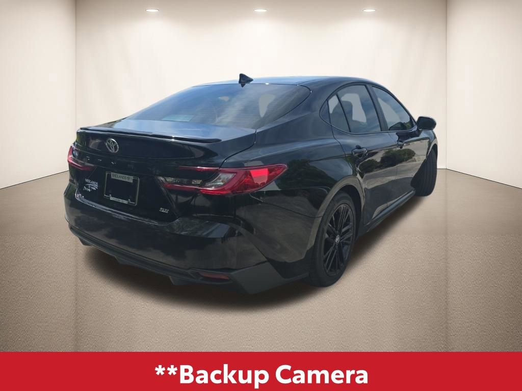 Used 2026 Toyota Camry SE image 4