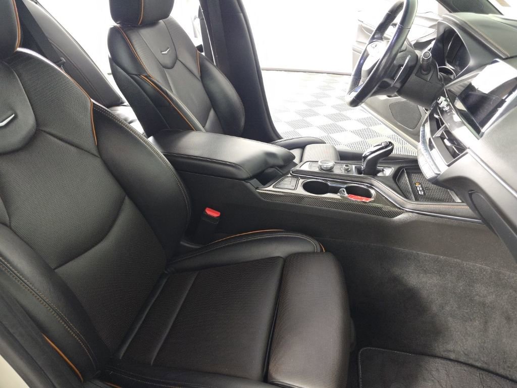 Used 2021 Cadillac CT4 V w/ Technology Package image 40