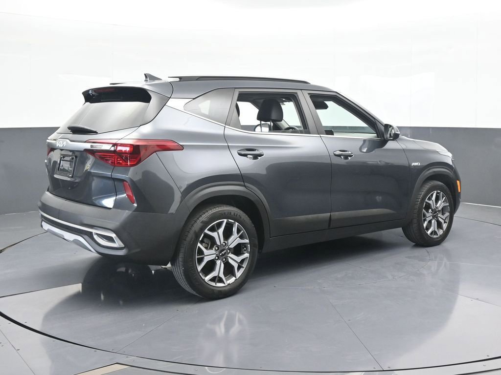 Used 2022 Kia Seltos EX image 6