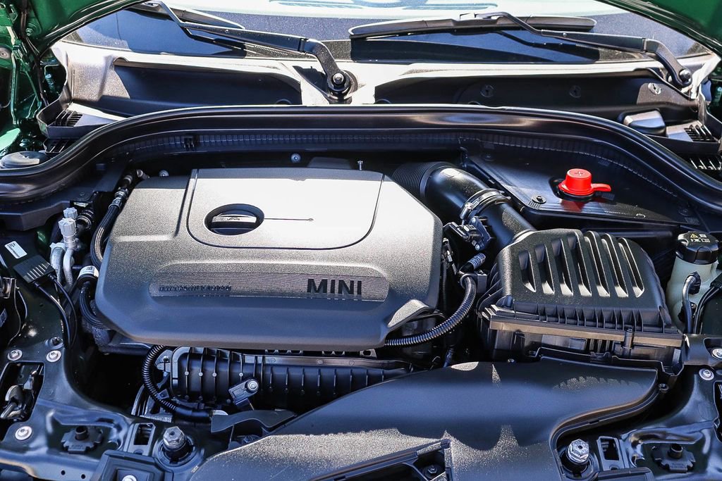 Used 2023 MINI Cooper 4-Door Hardtop image 36
