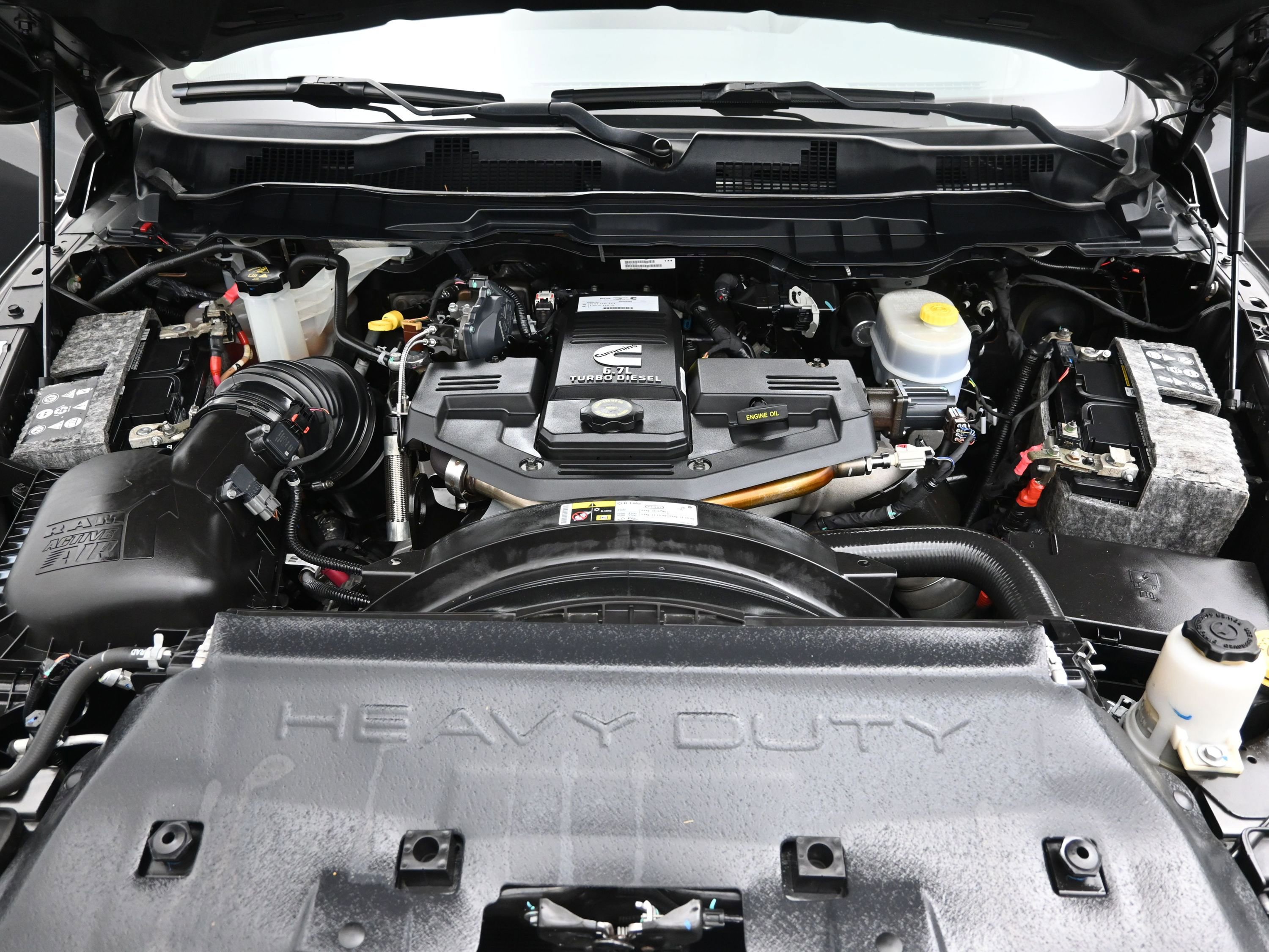 Used 2018 RAM 2500 Tradesman w/ Chrome Appearance Group image 8