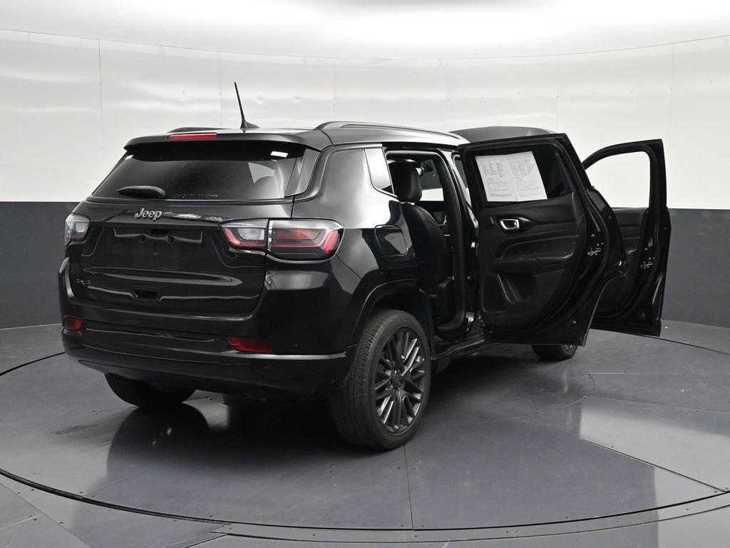 Used 2024 Jeep Compass Limited w/ High Altitude Package AWD/4WD image 42