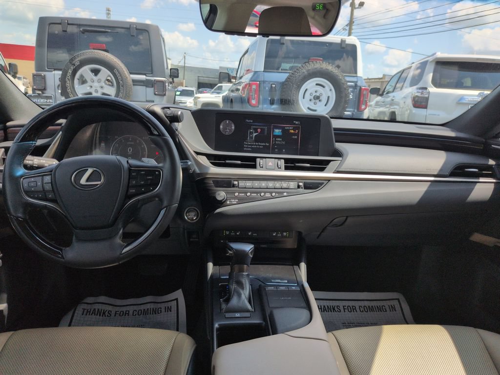 Used 2019 Lexus ES 350 w/ Premium Package FWD image 12