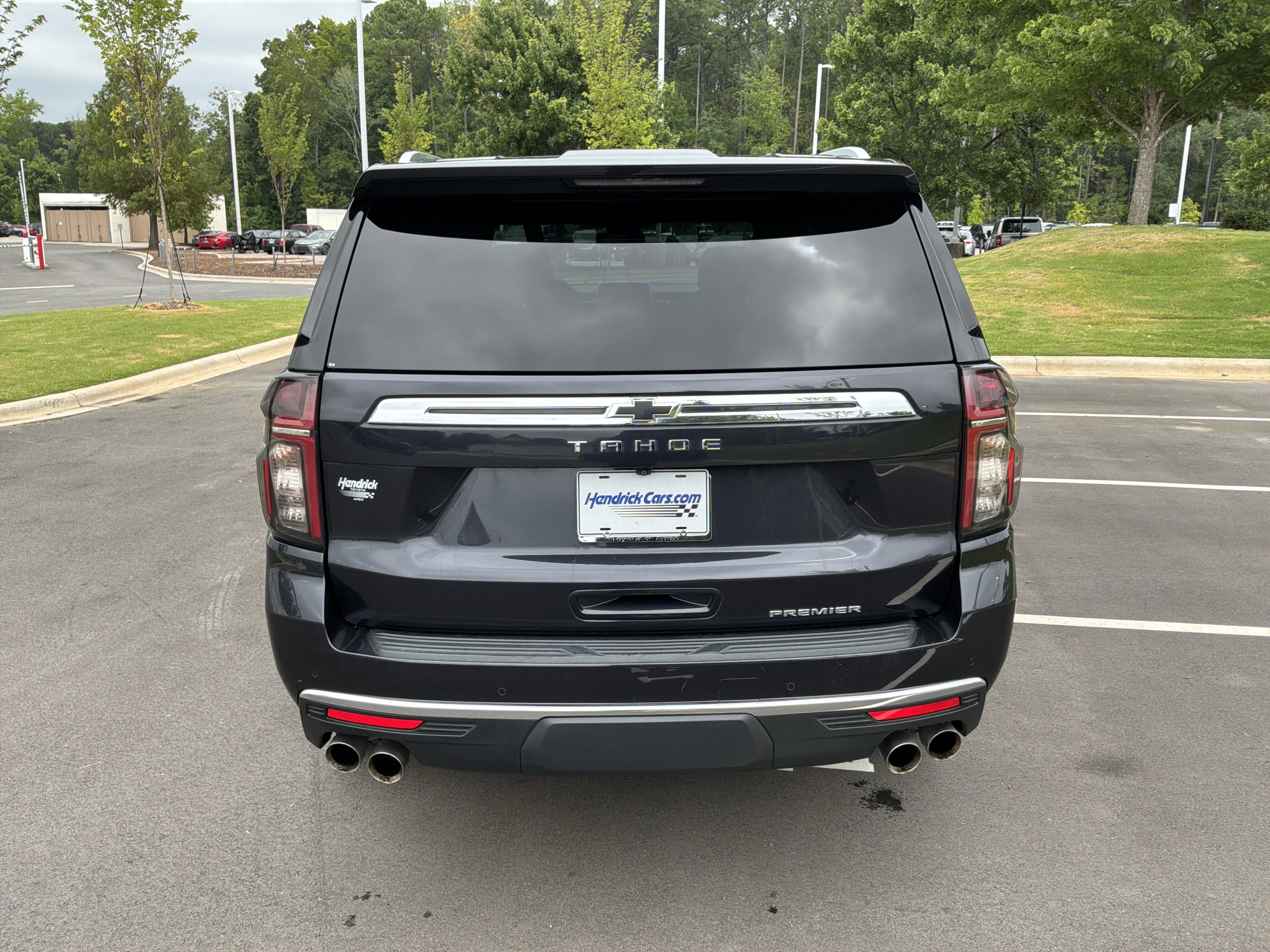Used 2023 Chevrolet Tahoe Premier AWD/4WD image 9