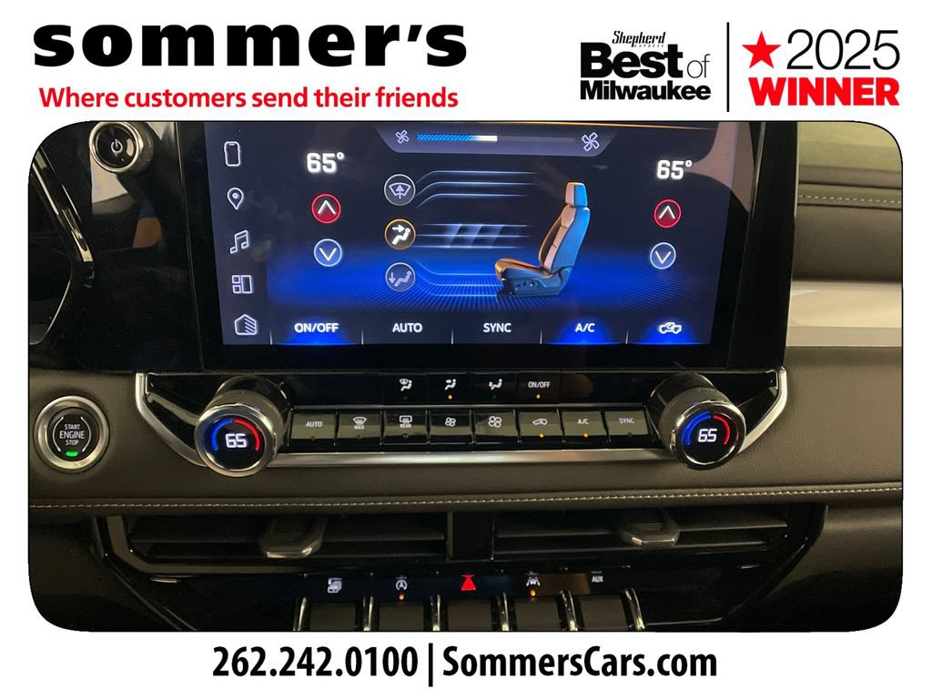 Used 2023 Chevrolet Colorado LT w/ LT Convenience Package AWD/4WD image 16